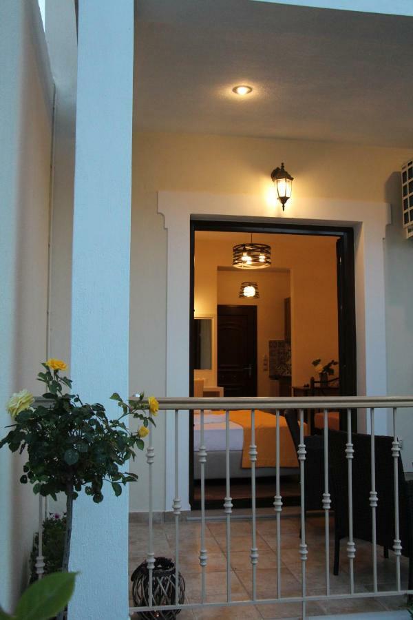 Smaragda Studios Skopelos מראה חיצוני תמונה
